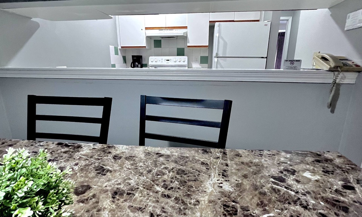Canmore Apartment | Two-Bedroom Apartment 131 - Private Entrance - Self Check In