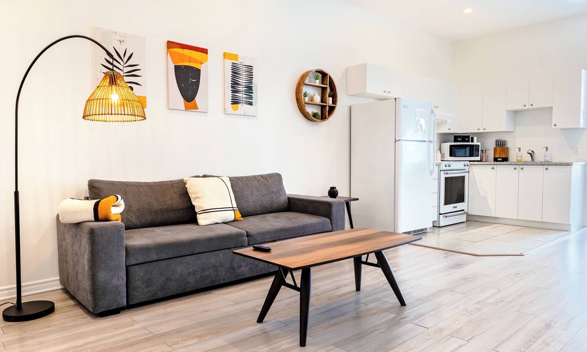 Milton Park Apartment | Unique Stays - 3658 Boul. Saint-Laurent