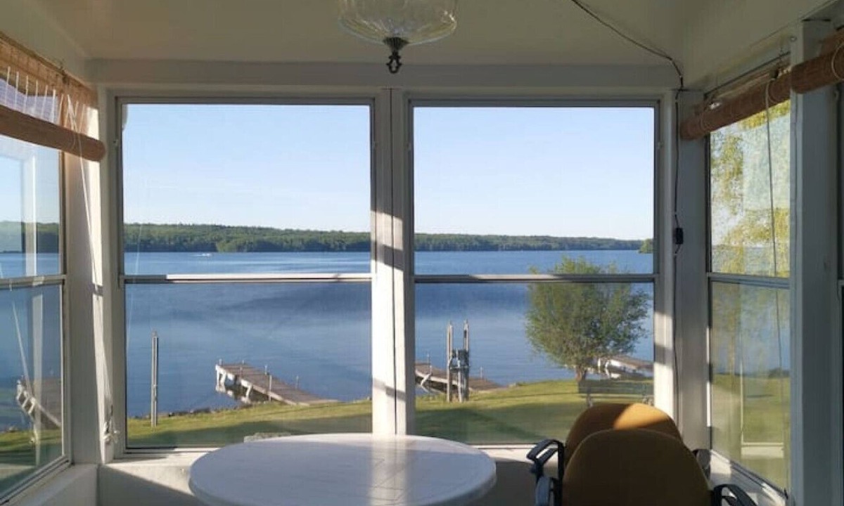 Rideau Lakes Cabin | Upper Rideau Resorts Waterfront cabin#5