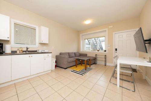 East Side House | Vancouver 2BR Suite Near Trout Lake & SkyTrain