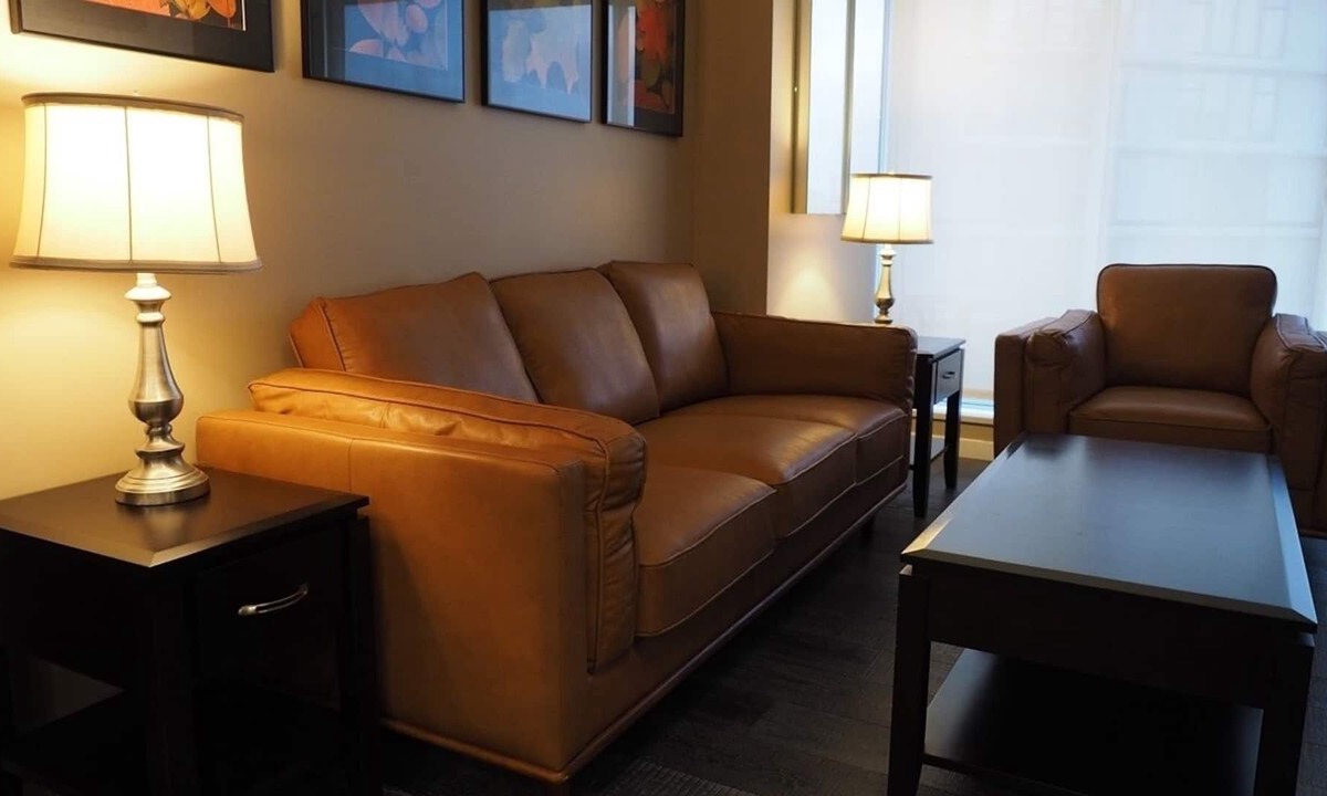 Inner Harbour Condo | Victoria City Sweet 1 Bedroom 2 beds