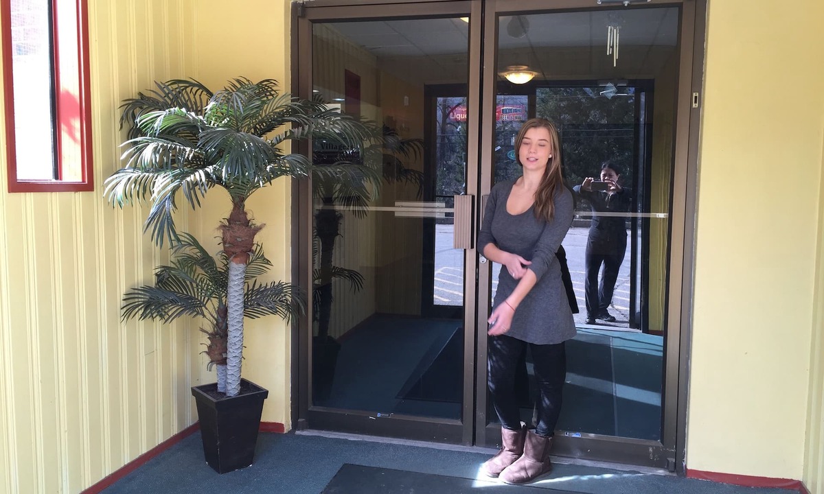 Fruitvale Hotel | Villager's Inn