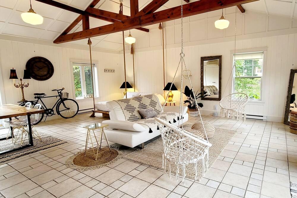 Venise-en-Quebec House | Vrbo Property