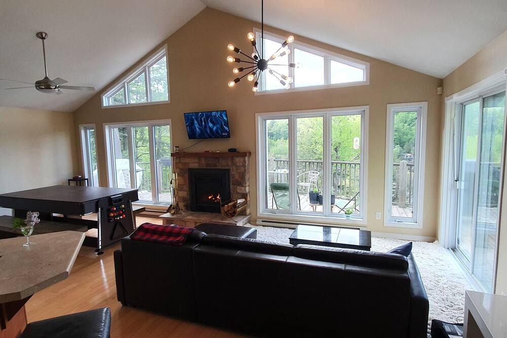 Wentworth-Nord Ski Chalet | Vrbo Property