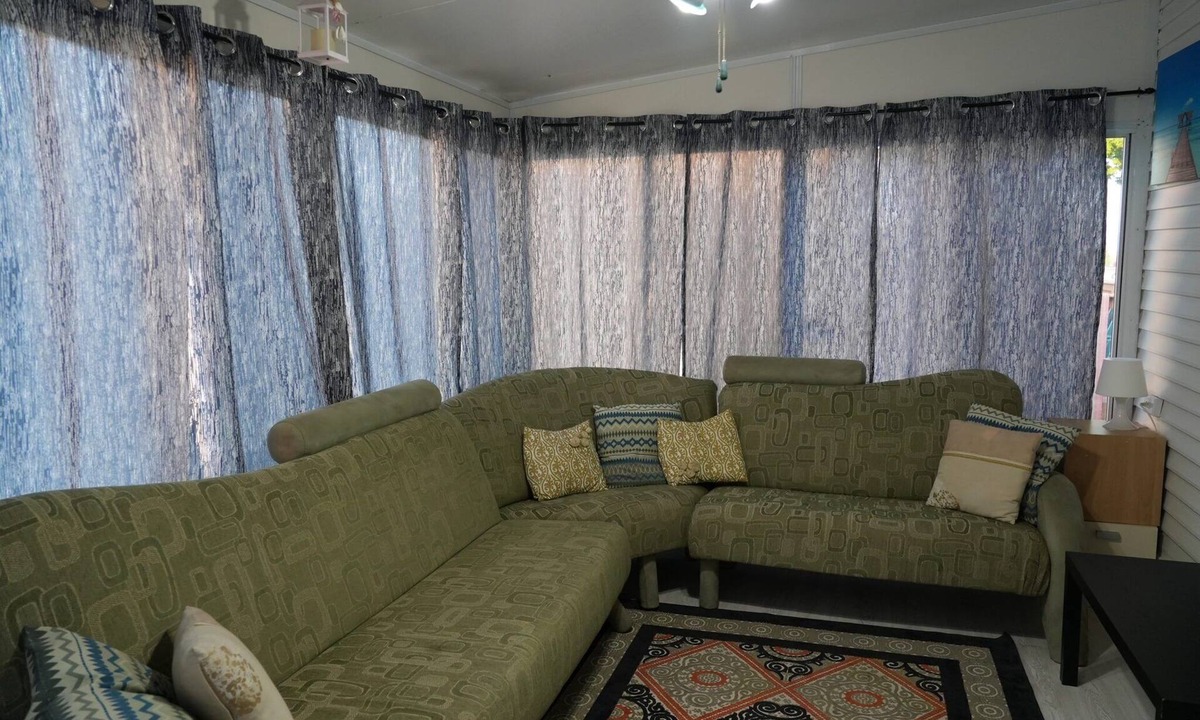 Sherkston Cottage | Walk to the beach - Pet Friendly Quarry View Cottage at Sherkston Shores Resort