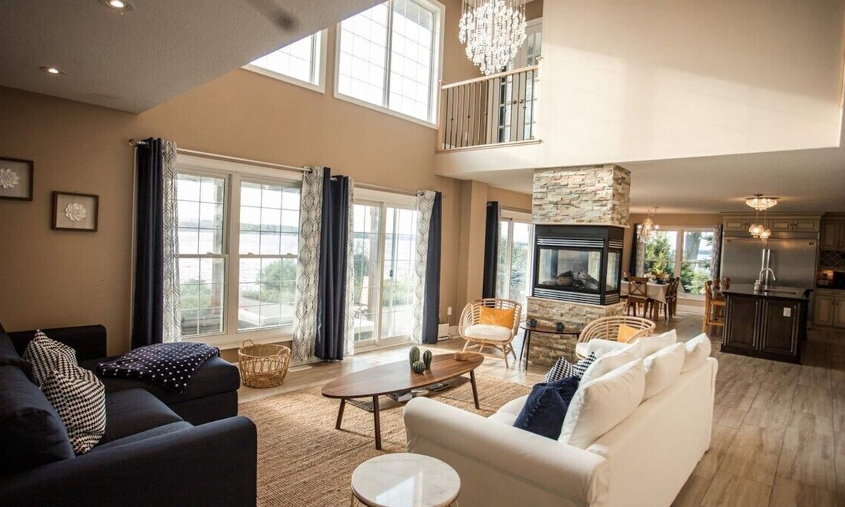 Orillia Cottage | Waterfront Retreat: A Private Oasis- Firepit & BBQ