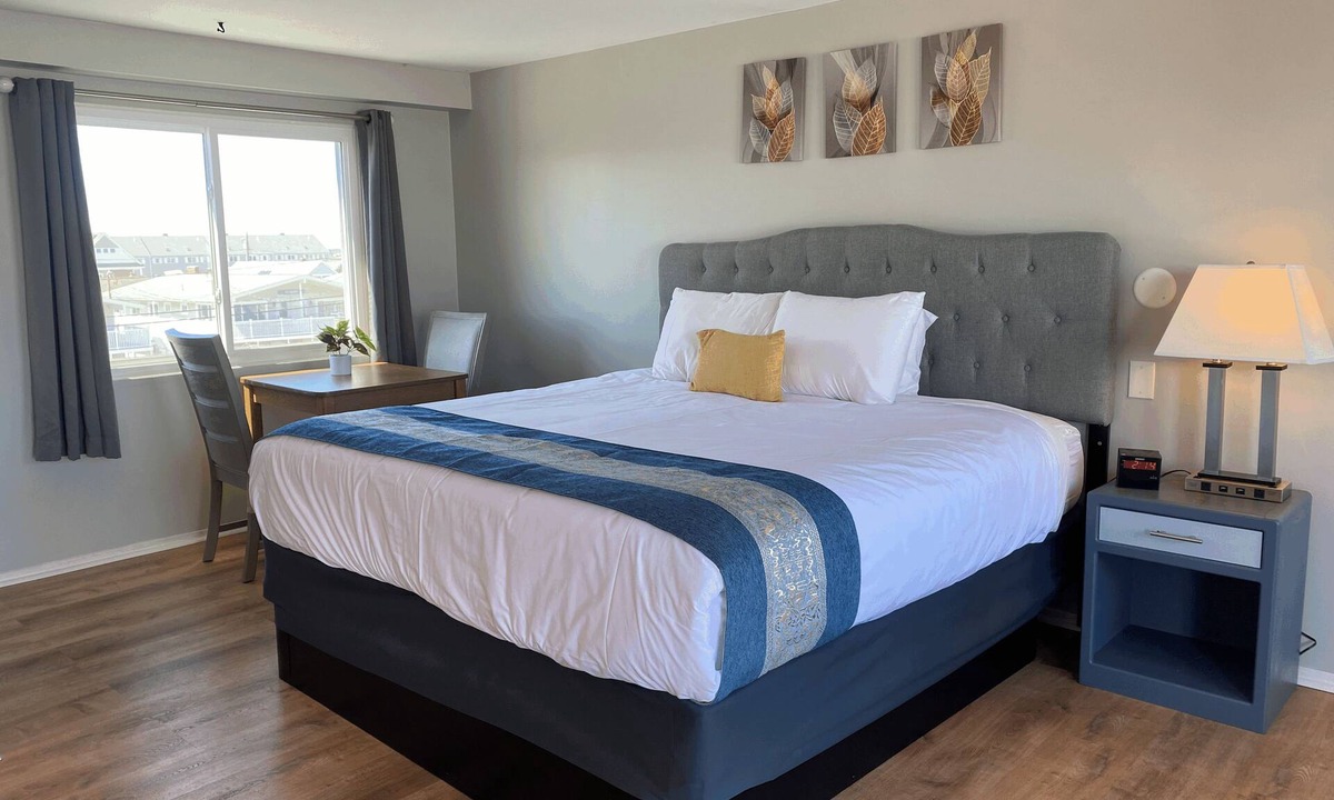 Hampton Hotel | Ways Motel