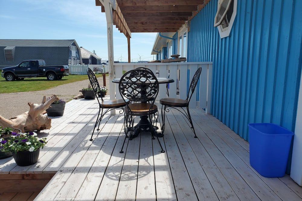 North Lake House | Welcome to The Hip Nautic Suite Oceanside at North Lake Prince Edward Island