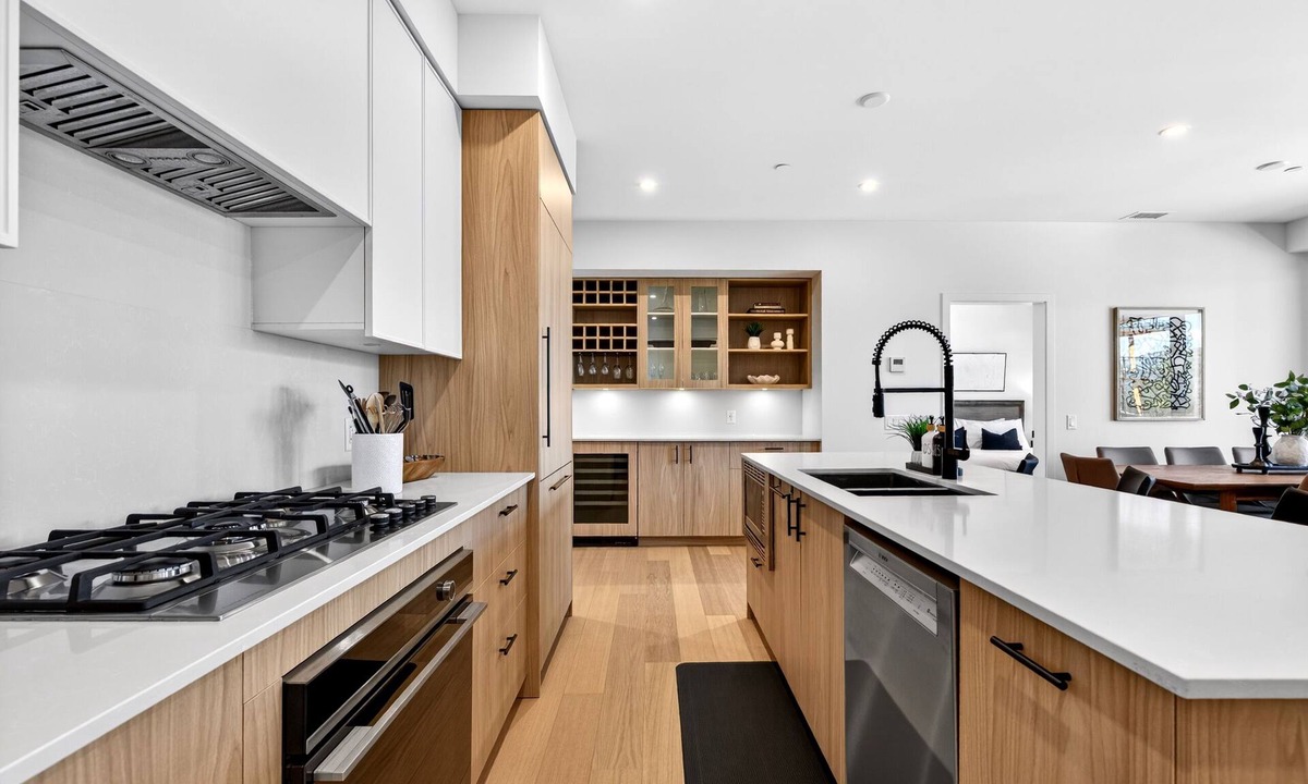 Central Okanagan Condo | Welcome to Zara at Lakestone! A premier lakeside community for a peaceful escape with pickleball courts, sauna, and gym. Stunning 3-bedroom condo blending organic textures with sleek modern design, like a private gallery overlooking the mountains.