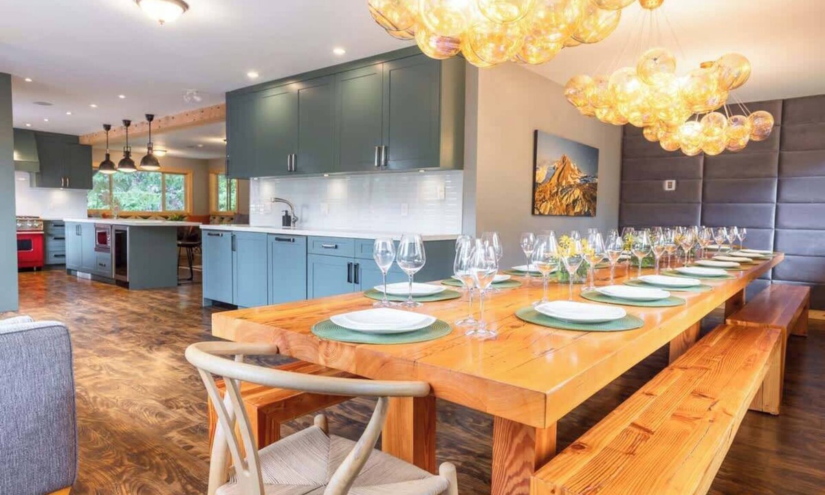 Whistler House | Whistler lodge with hot tub & cinema