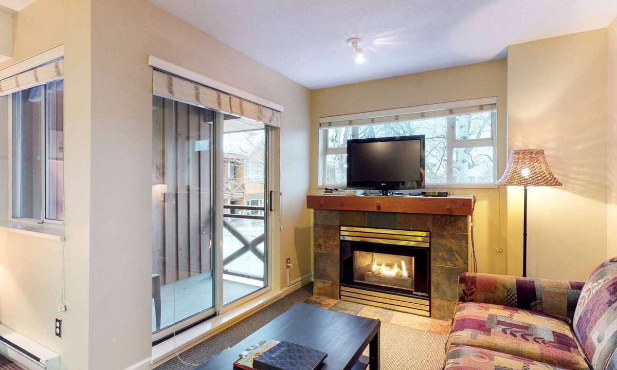 Village North Condo | Whistler - Marketplace Lodge 312