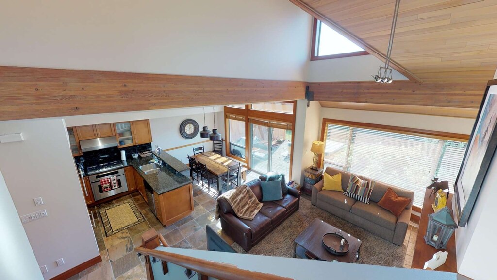 Whistler House | Whistler - Montebello 4724