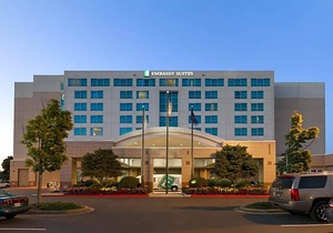 3-Star Hotel ∙ Embassy Suites by Hilton Portland Airport in Northeast Portland
