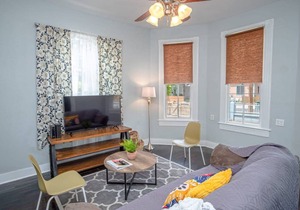 Apartment ∙ 2 bedrooms ∙ 8 guests in Five Points