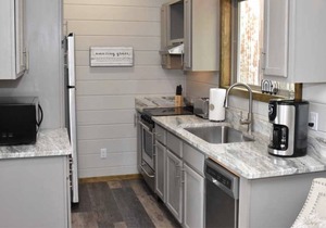 Can U Canoe Suite 115 in Eureka Springs