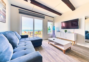 Suite 204: Beautiful 3-Bedroom Beachfront Townhouse