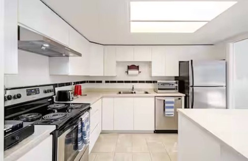 Central Apartment | 1 Bedroom Apartment in Heart of Vancouver