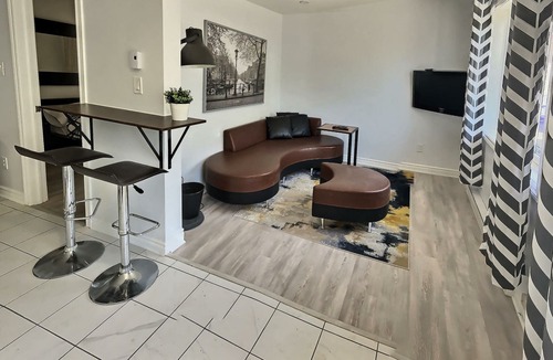 Hull Apartment | 1-Bedroom apt only 5 min from Downtown Ottawa