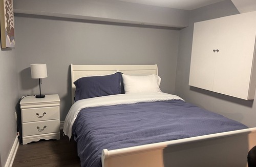 Mount Pleasant Apartment | 1 Bedroom Basement Apartment