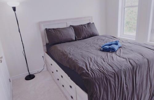 Caledon House | #1 Best Deal in Brampton