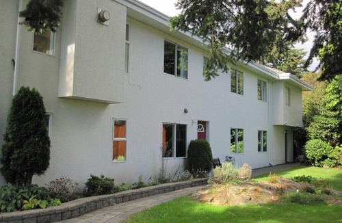 Cordova Bay House | #102 Mysty Woods Garden Suite - 2 Bedroom