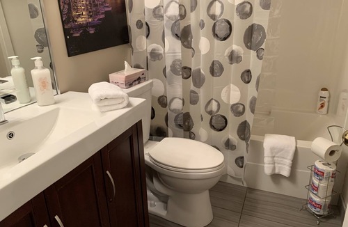 Cordova Bay Apartment | #121 Mysty Woods - 2 Bedroom Garden Suite
