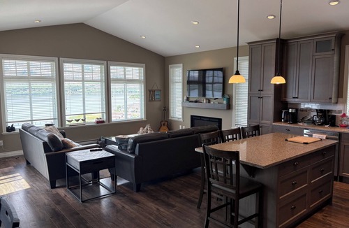 Okanagan-Similkameen Cottage | 180 Degree Views Cottage
