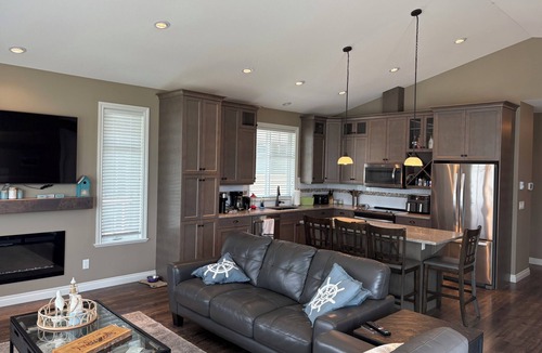 Okanagan-Similkameen Cottage | 180 Degree Views Cottage