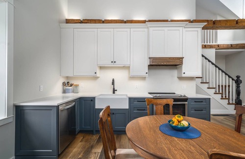 Cannifton House | 1845 Completely Renovated Stone Farmhouse