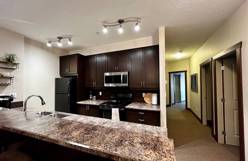 Fernie Condo | 2 Bed, 2 Bath Condo w/Gas FP & Heated Parking!
