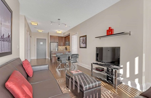 Old Mill Apartment | 2 Bedroom/2 Bathroom Suite