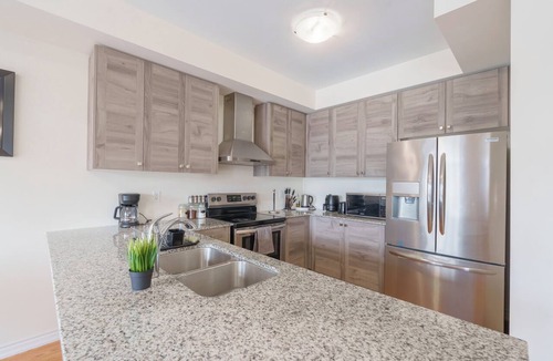 Brampton House | 2 Bedroom plus Den short drive to wonderland and Toronto