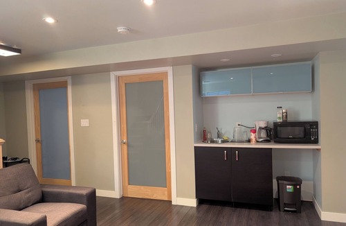 Southwest Edmonton House | 2-Room Suite in South Edmonton