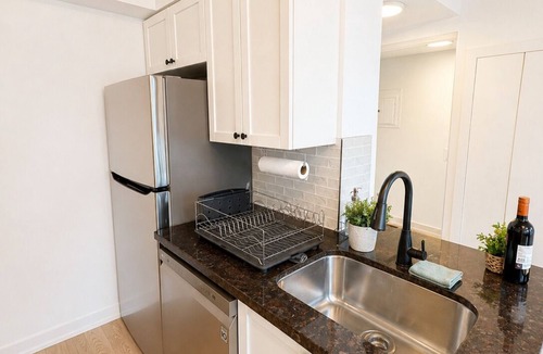 Niagara Condo | 2 Storey King West Loft | 15 min walk to BMO Field