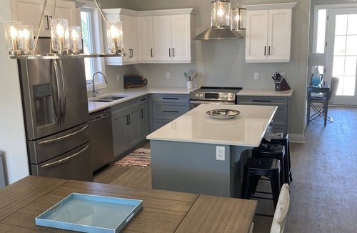 Port Stanley House | 2026-27 October to May deep discount special pricing! Please contact for rates!