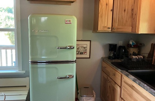West Tremont House | 24 - Funky and charming, 'small house' in West Tremont