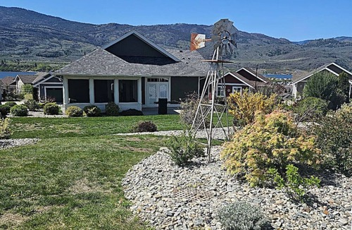 Osoyoos Apartment | 268 Sandy Dreams Cottage