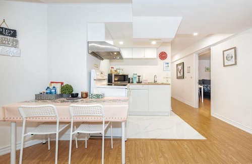 Richmond Hill Apartment | 2B Basement, Mins to Lake, Free Parking