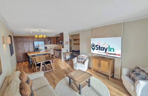 East Kootenay Apartment | 2BR Rocky Mountain Condo – Steps from Slopes