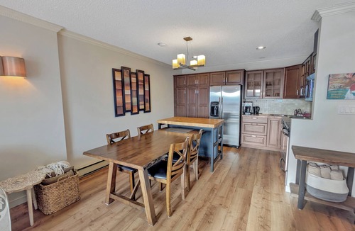 East Kootenay Apartment | 2BR Rocky Mountain Condo – Steps from Slopes