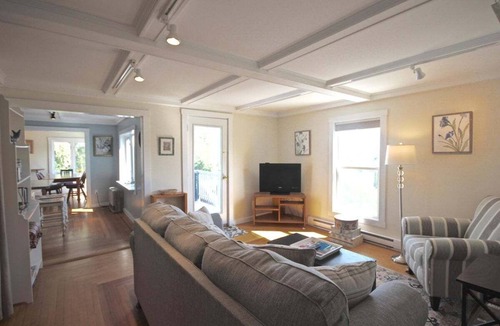 Rockland Apartment | 3 bedroom 2.5 bath apartment with views of Rocklan