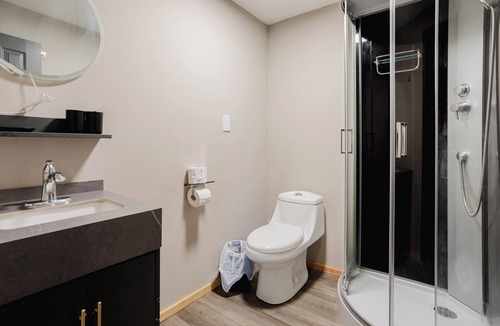 Carling Cottage | 3-Bedroom Cottage #9