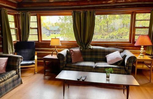 Rosedale House | 3-Bedroom Cottage on Balsam Lake in Kawarthas #14