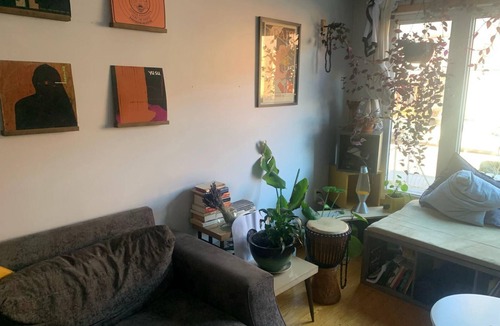 Fashion District House | 3-bedroom house on quiet street right off of amazing and busy Queen West