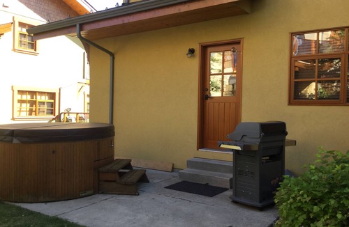 Sun Peaks House | 3 bedroom townhouse ski in ski out with hot tub.