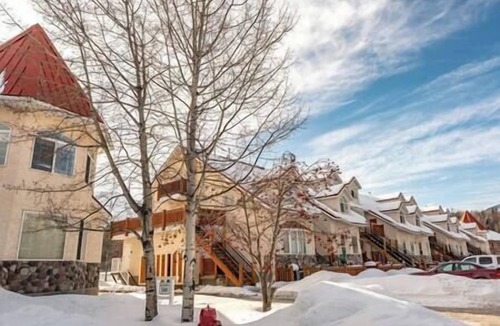 Fernie Apartment | 3 Level Condo - Nr Alpine Resort - Free Parking