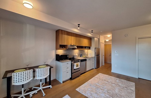 Burnside Condo | 3 months rental available in Midtown, easy access to everything