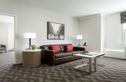 Downtown Boston House | 3 x One-Bedroom at Boston Park Plaza