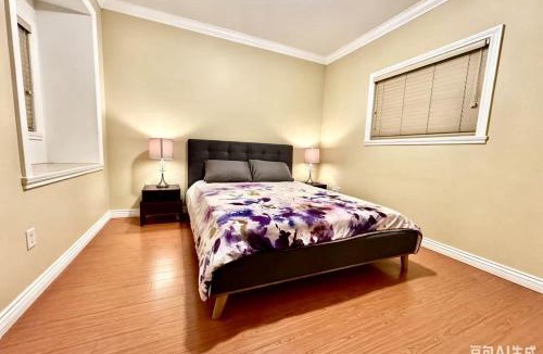 Seafair House | 3BR Spacious Living Space 1 Parking Private Entry