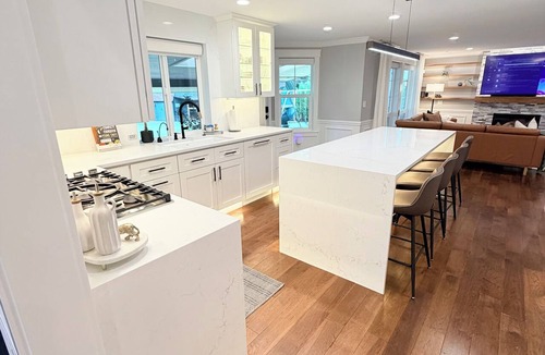Maltby House | 4 Bed, 3 Bath - Relaxing Home w/Pool, Hot tub, Sauna & Cold Plunge, PRIVATE SPA